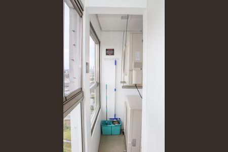 Apartamento para alugar com 140m², 3 quartos e 2 vagas Apartamento para alugar com 140m², 3 quartos e 2 vagasCozinha e Área de Serviço