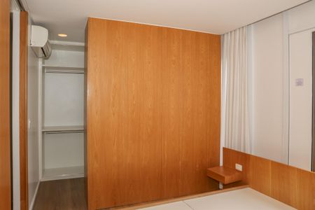 Apartamento para alugar com 140m², 3 quartos e 2 vagas Apartamento para alugar com 140m², 3 quartos e 2 vagasSuíte 1