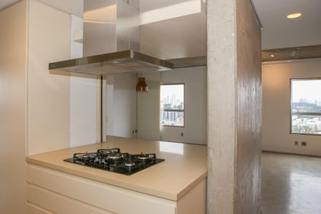 Apartamento para alugar com 140m², 3 quartos e 2 vagas Apartamento para alugar com 140m², 3 quartos e 2 vagasCozinha e Área de Serviço