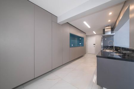 Apartamento para alugar com 197m², 3 quartos e 3 vagasCozinha