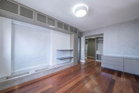 Apartamento para alugar com 197m², 3 quartos e 3 vagasSuíte 3