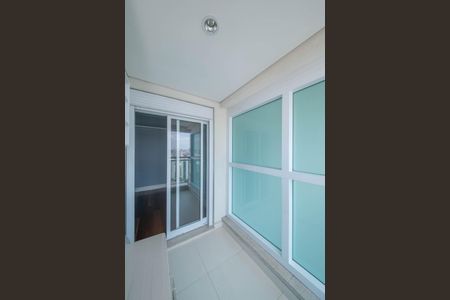 Apartamento para alugar com 197m², 3 quartos e 3 vagasSuíte 2 - Sacada