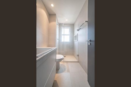 Apartamento para alugar com 197m², 3 quartos e 3 vagasBanheiro da Suíte 2