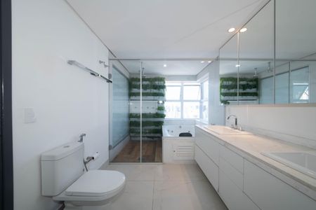 Apartamento para alugar com 197m², 3 quartos e 3 vagasBanheiro da Suíte 3