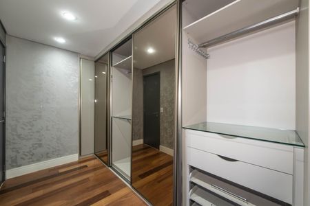 Apartamento para alugar com 197m², 3 quartos e 3 vagasSuíte 3