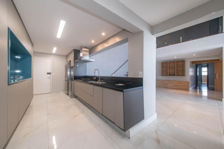 Apartamento para alugar com 197m², 3 quartos e 3 vagasCozinha