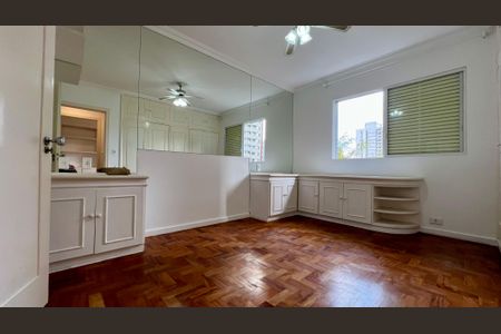 Apartamento para alugar com 115m², 3 quartos e 2 vagasSuíte