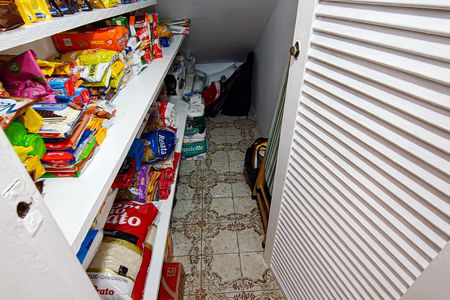 Casa à venda com 350m², 3 quartos e 3 vagas Casa à venda com 350m², 3 quartos e 3 vagasDespensa