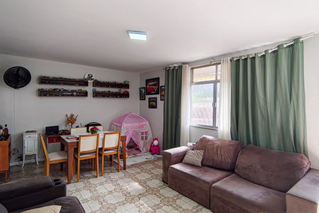 Sala de casa à venda com 3 quartos, 350m² em Taquara, Rio de Janeiro
