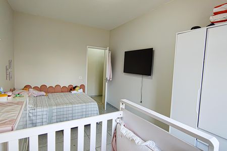 Casa à venda com 350m², 3 quartos e 3 vagas Casa à venda com 350m², 3 quartos e 3 vagasQuarto 1