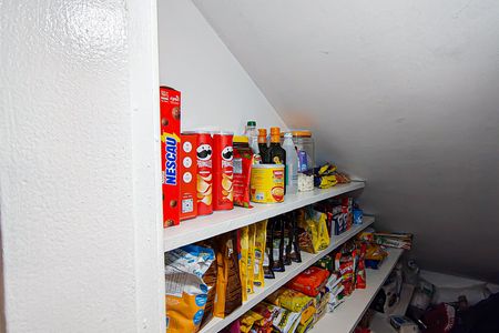 Casa à venda com 350m², 3 quartos e 3 vagas Casa à venda com 350m², 3 quartos e 3 vagasDespensa