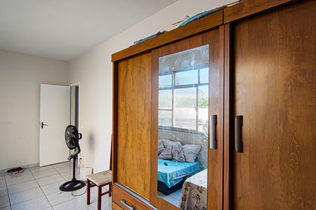 Casa à venda com 350m², 3 quartos e 3 vagas Casa à venda com 350m², 3 quartos e 3 vagasQuarto 2