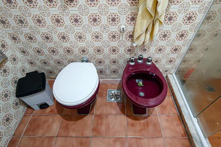 Casa à venda com 350m², 3 quartos e 3 vagas Casa à venda com 350m², 3 quartos e 3 vagasBanheiro