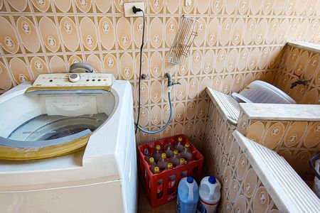 Casa à venda com 350m², 3 quartos e 3 vagas Casa à venda com 350m², 3 quartos e 3 vagasÁrea de Serviço