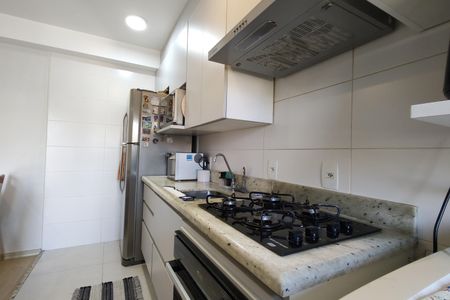 Apartamento à venda com 54m², 2 quartos e 1 vaga Apartamento à venda com 54m², 2 quartos e 1 vagaCozinha - Armários