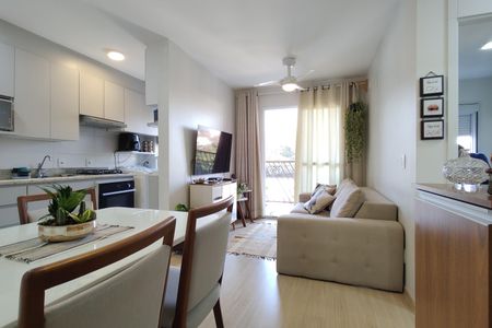 Apartamento à venda com 54m², 2 quartos e 1 vaga Apartamento à venda com 54m², 2 quartos e 1 vagaSala