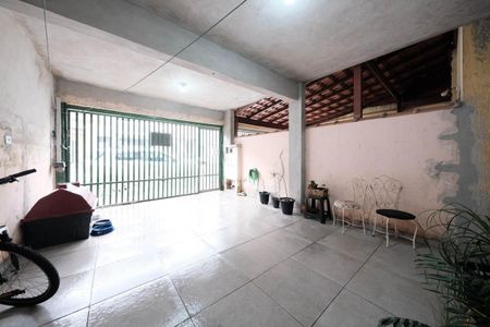 Casa à venda com 105m², 2 quartos e 2 vagasGaragem