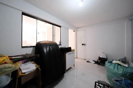 Casa à venda com 105m², 2 quartos e 2 vagasDespensa