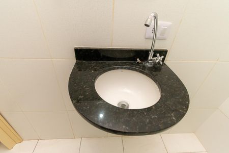 Apartamento à venda com 74m², 2 quartos e sem vagaBanheiro