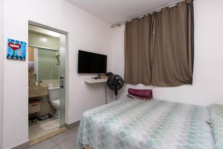 Apartamento à venda com 180m², 3 quartos e 1 vaga Apartamento à venda com 180m², 3 quartos e 1 vagaSuíte