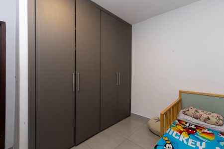 Apartamento à venda com 180m², 3 quartos e 1 vaga Apartamento à venda com 180m², 3 quartos e 1 vagaQuarto 2