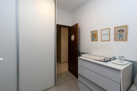 Apartamento à venda com 180m², 3 quartos e 1 vaga Apartamento à venda com 180m², 3 quartos e 1 vagaQuarto 1