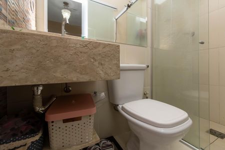 Apartamento à venda com 180m², 3 quartos e 1 vaga Apartamento à venda com 180m², 3 quartos e 1 vagaBanheiro da Suíte