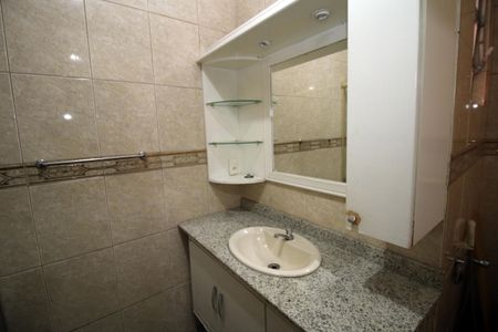 Casa para alugar com 200m², 5 quartos e 6 vagasBanheiro da Suíte 