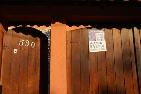 Casa para alugar com 200m², 5 quartos e 6 vagasPlaca