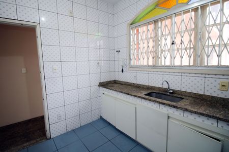 Casa para alugar com 200m², 4 quartos e 5 vagasCozinha