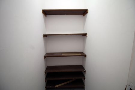 Casa para alugar com 200m², 4 quartos e 5 vagasDispensa