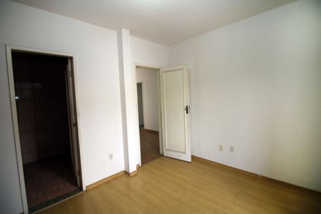 Casa para alugar com 200m², 4 quartos e 5 vagasSuíte 2