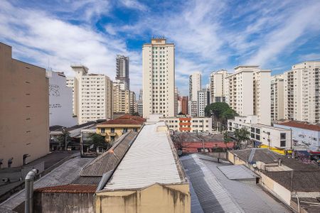 Vista da Sala de apartamento à venda com 2 quartos, 72m² em Pinheiros, São Paulo