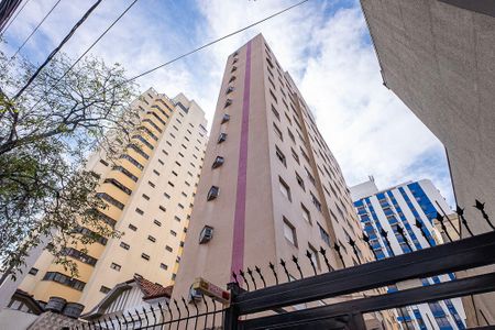 Apartamento à venda com 72m², 2 quartos e 1 vagaFachada