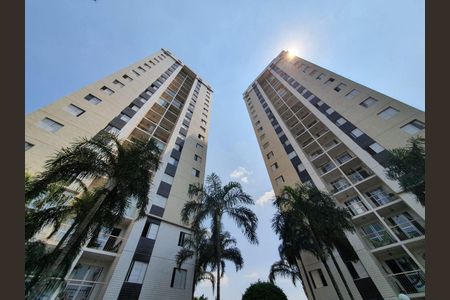 Apartamento à venda com 50m², 2 quartos e 1 vaga Apartamento à venda com 50m², 2 quartos e 1 vagaFachada