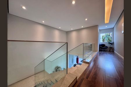 Corredor de casa de condomínio para alugar com 5 quartos, 620m² em Recreio dos Bandeirantes, Rio de Janeiro