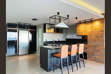 Apartamento à venda com 122m², 2 quartos e 2 vagasCozinha