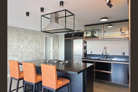 Apartamento à venda com 122m², 2 quartos e 2 vagasCozinha