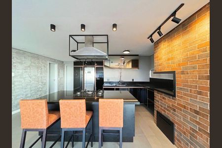 Apartamento à venda com 122m², 2 quartos e 2 vagasCozinha