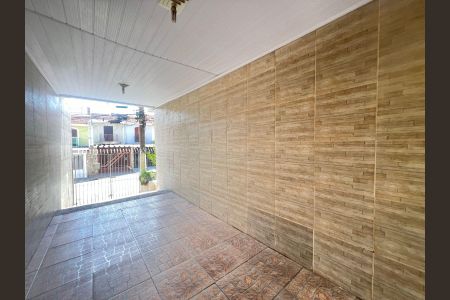 Casa à venda com 244m², 2 quartos e 2 vagas Casa à venda com 244m², 2 quartos e 2 vagasGaragem