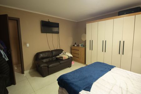 Casa à venda com 150m², 3 quartos e 1 vagaSuíte