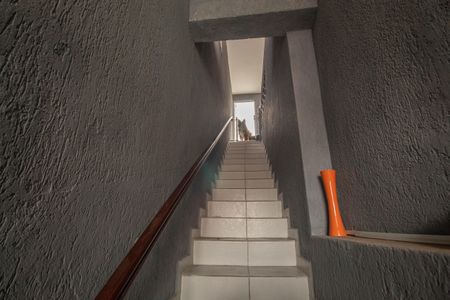 Casa à venda com 150m², 3 quartos e 1 vagaEscada