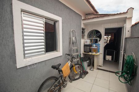 Casa à venda com 150m², 3 quartos e 1 vagaÁrea de Serviço