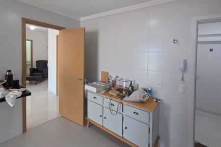 Apartamento para alugar com 100m², 3 quartos e 2 vagasCozinha