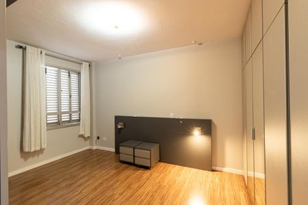 Apartamento para alugar com 220m², 4 quartos e 2 vagasSuíte 1