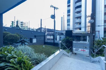 Apartamento para alugar com 220m², 4 quartos e 2 vagasÁrea externa