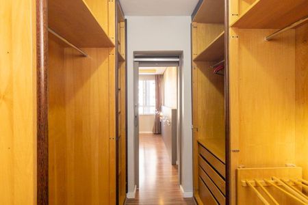 Apartamento para alugar com 220m², 4 quartos e 2 vagasCloset da suíte 3