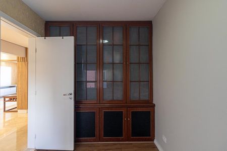 Apartamento para alugar com 220m², 4 quartos e 2 vagasEscritório