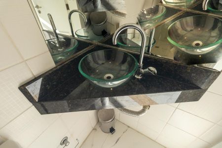 Apartamento para alugar com 220m², 4 quartos e 2 vagasBanheiro de serviço