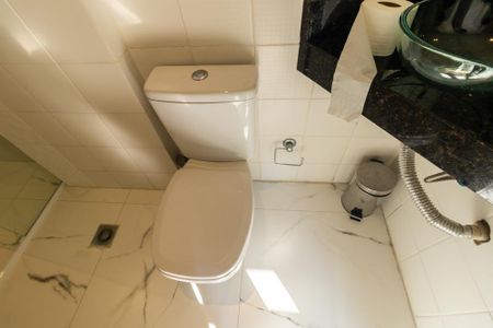 Apartamento para alugar com 220m², 4 quartos e 2 vagasBanheiro de serviço